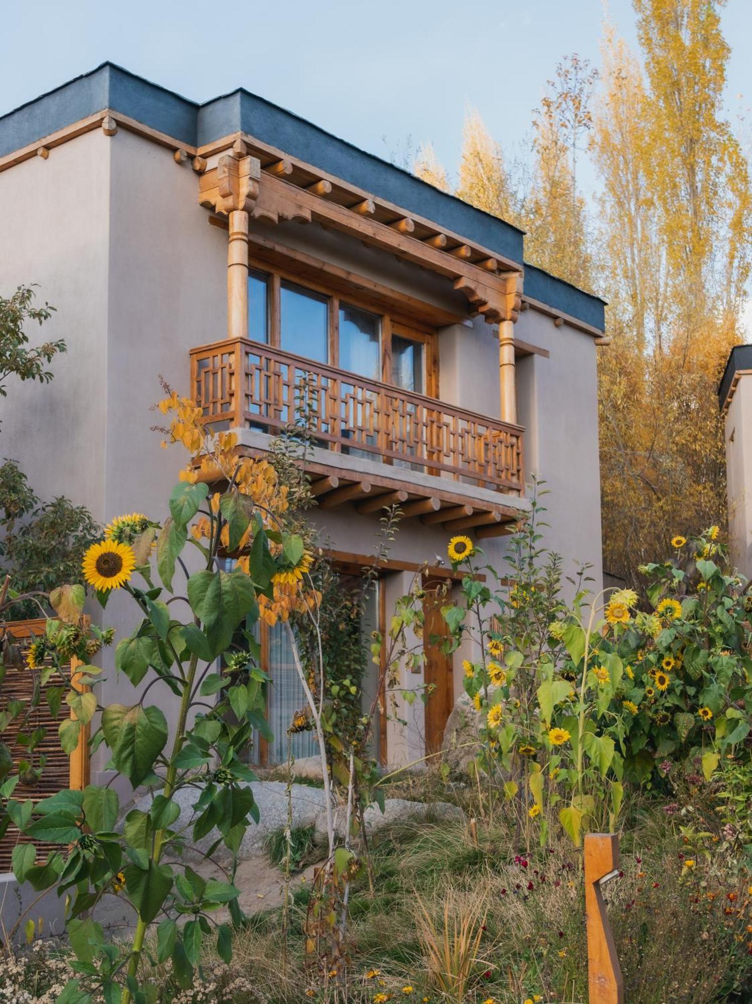 Dolkhar Resort Leh Exterior photo